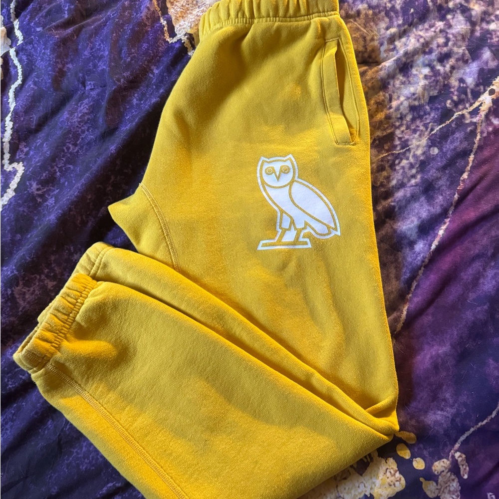 Ovo men’s joggers size medium
